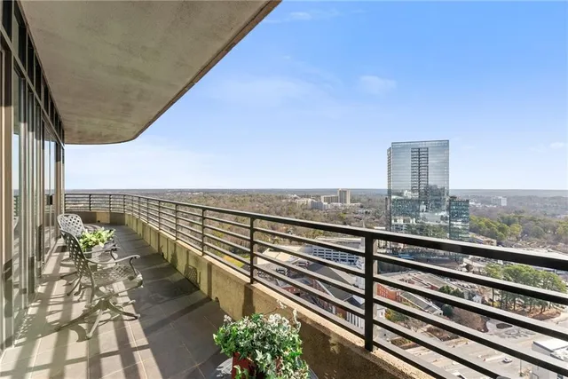 $1,100,000 | 750 Park Avenue Northeast, Unit 29E, Atlanta, GA 30326