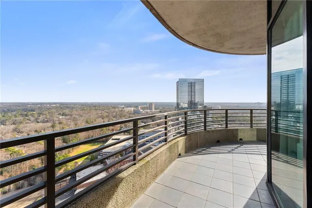 $1,100,000 | 750 Park Avenue Northeast, Unit 29E, Atlanta, GA 30326