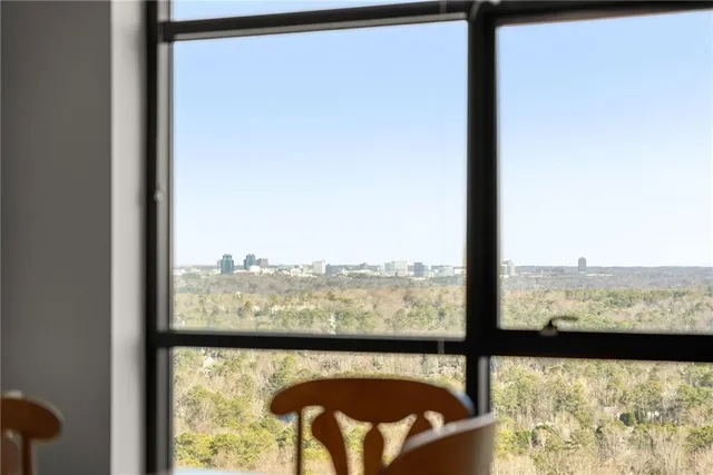 $1,100,000 | 750 Park Avenue Northeast, Unit 29E, Atlanta, GA 30326