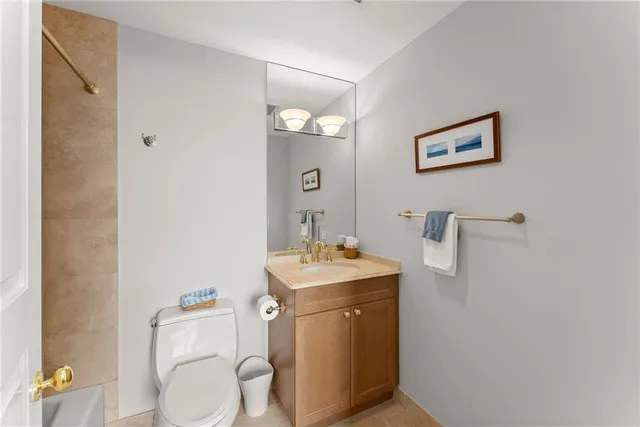 $1,100,000 | 750 Park Avenue Northeast, Unit 29E, Atlanta, GA 30326