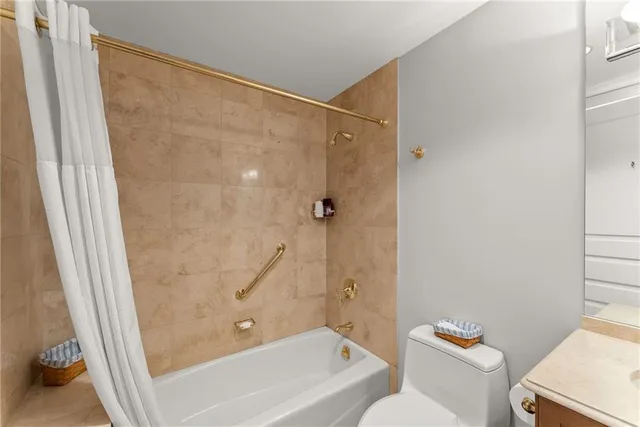 $1,100,000 | 750 Park Avenue Northeast, Unit 29E, Atlanta, GA 30326