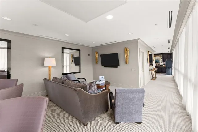 $1,100,000 | 750 Park Avenue Northeast, Unit 29E, Atlanta, GA 30326