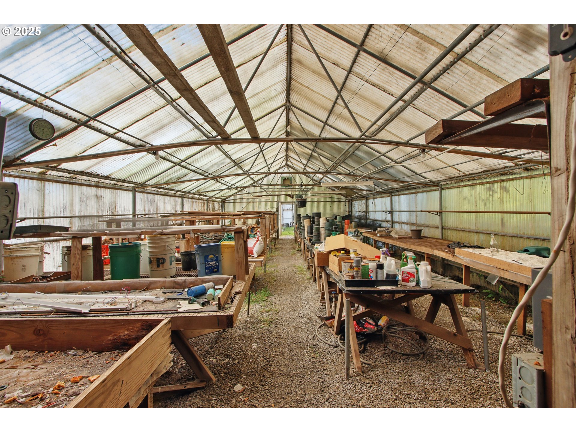 2075 Southeast Palmblad Road Gresham, OR 97080 - Photo 28 of 36 Greenhouse