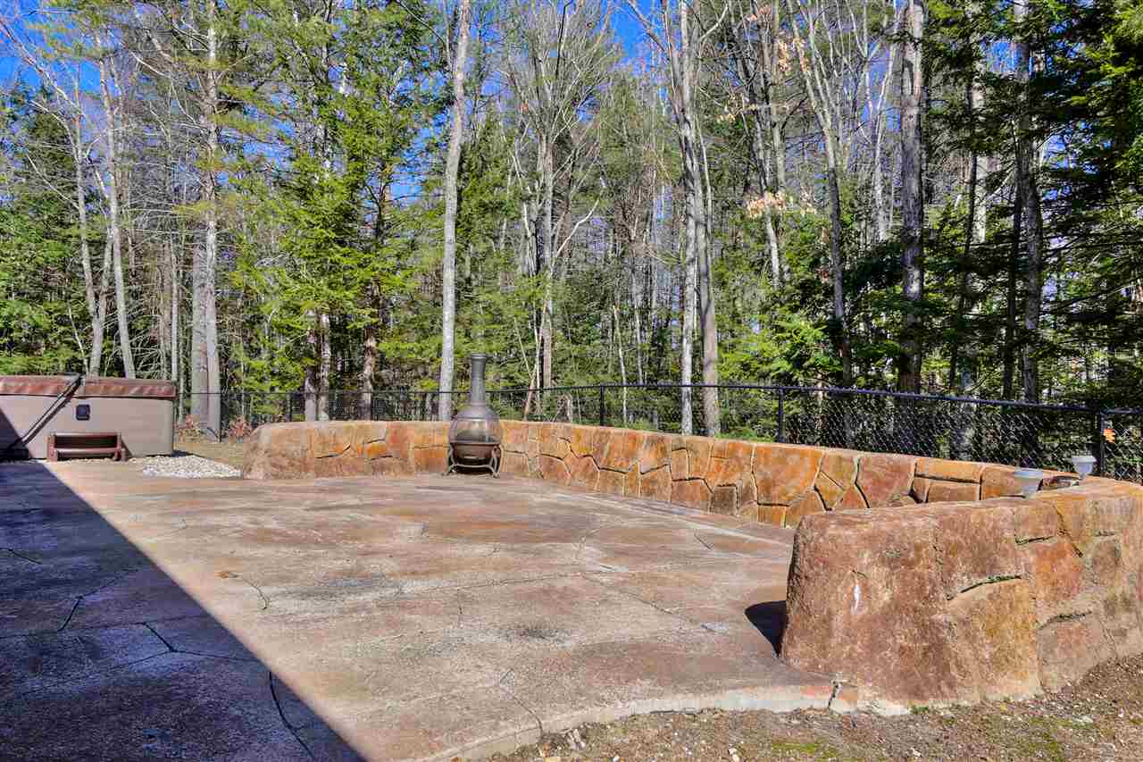 62 Forest Road Weare, NH 03281 - Photo 31 of 40