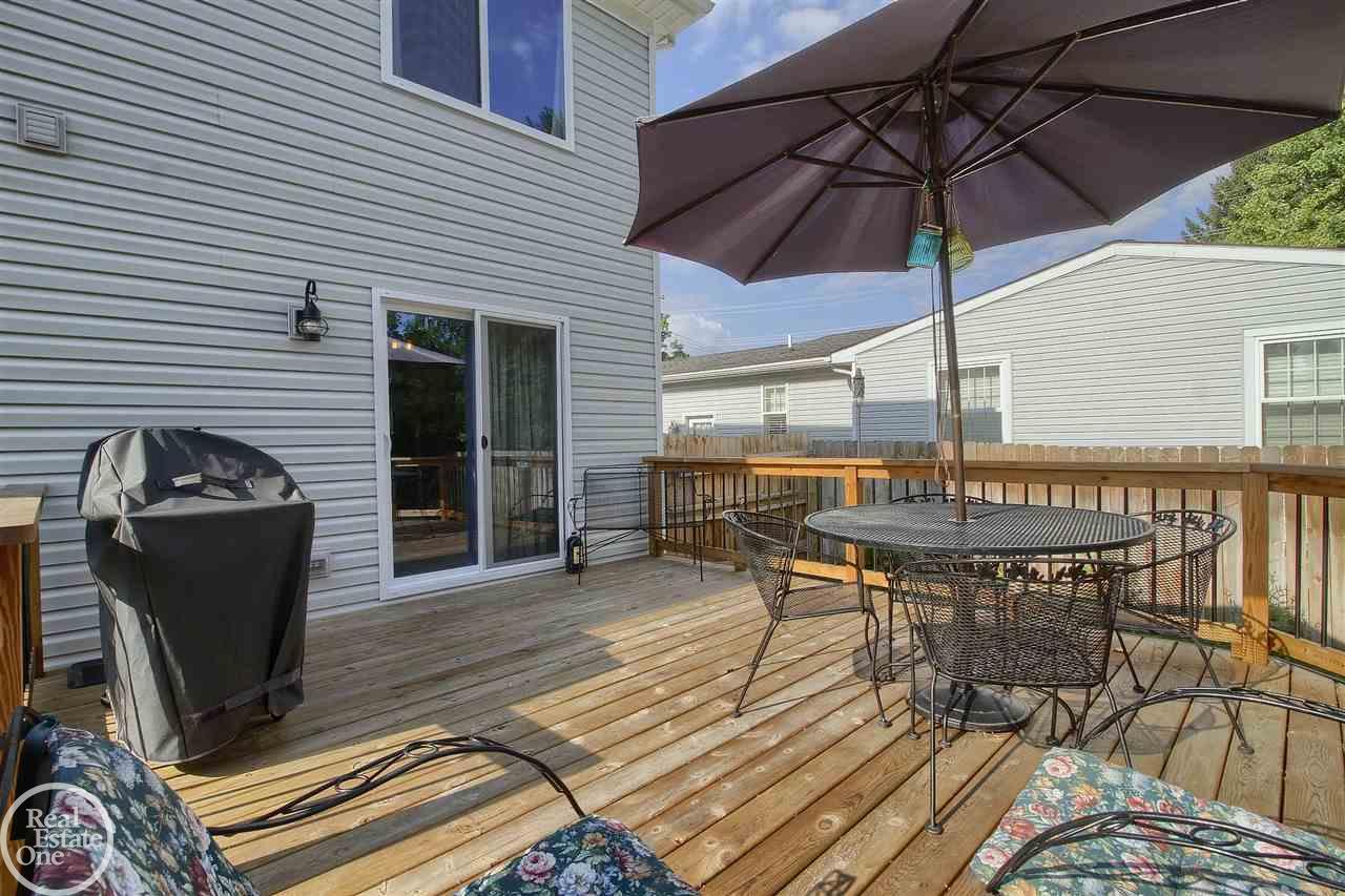 297 Dickenson Street Romeo, MI 48065 - Photo 5 of 29