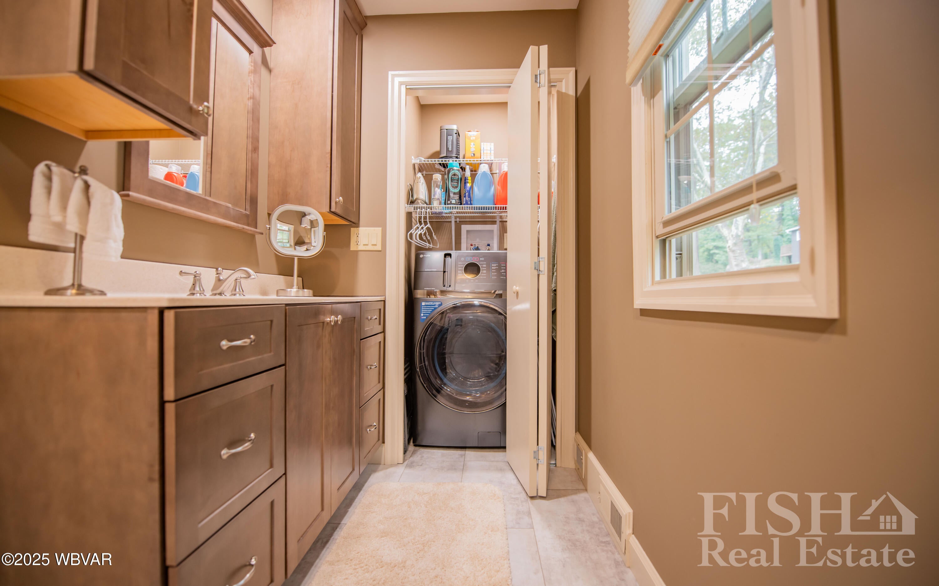 61 Roderick Road Williamsport, PA 17701 - Photo 27 of 35 Full Bathroom