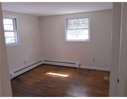 44 Hadlock Road Falmouth, ME 04105 - Photo 13 of 19 Bedroom.
