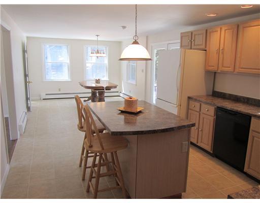 44 Hadlock Road Falmouth, ME 04105 - Photo 3 of 19 Kitchen.