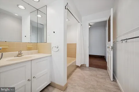 $639,000 | 202 Dudley Avenue, Narberth, PA 19072