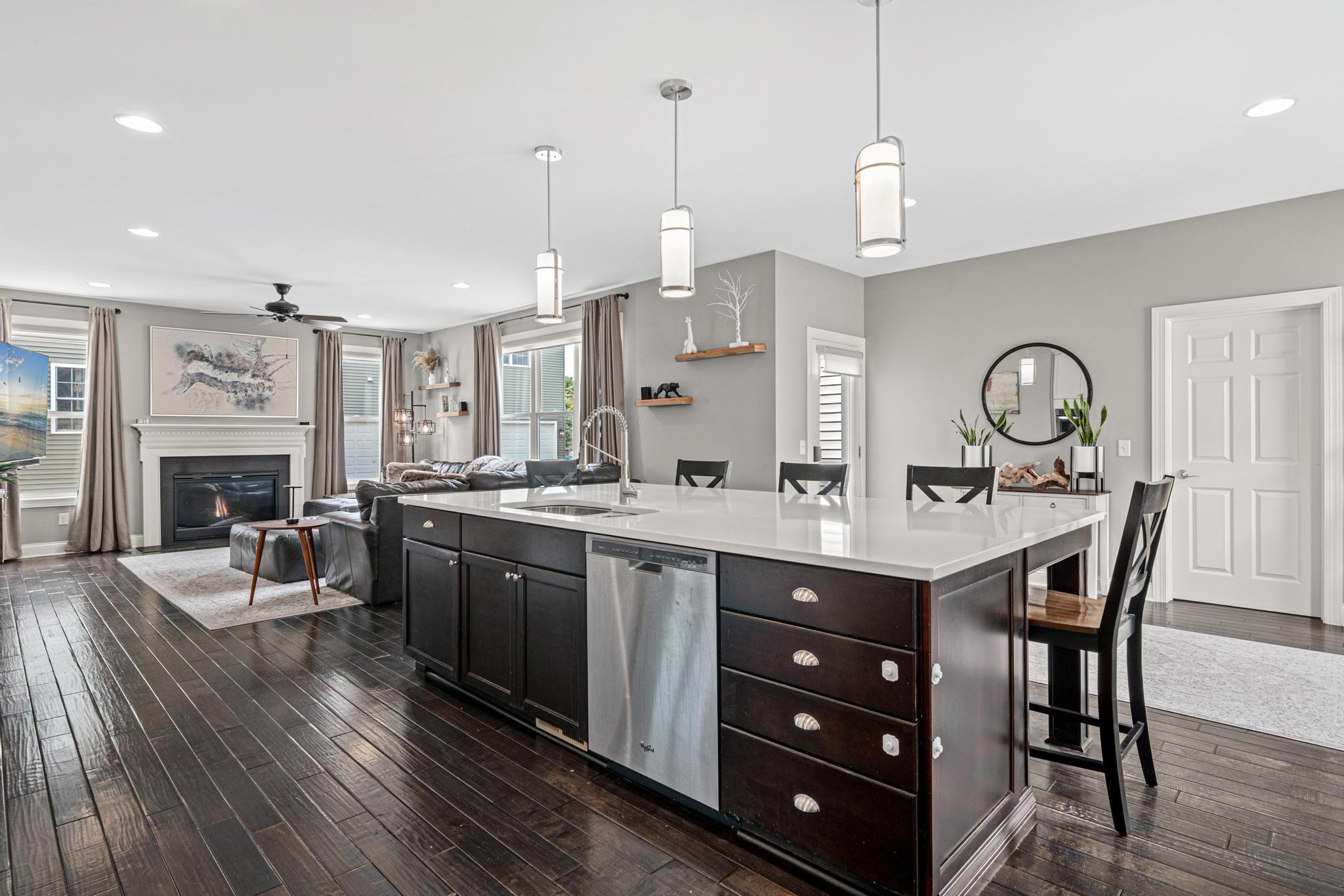 12598 84th Place North Maple Grove, MN 55369 - Photo 5 of 39