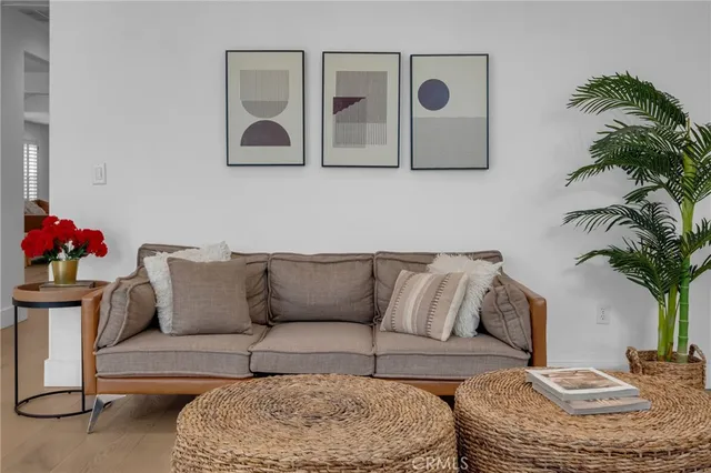 $1,749,999 | 314 Ultimo Avenue, Long Beach, CA 90814