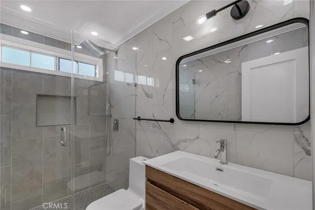 $1,749,999 | 314 Ultimo Avenue, Long Beach, CA 90814