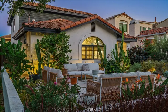 $1,749,999 | 314 Ultimo Avenue, Long Beach, CA 90814