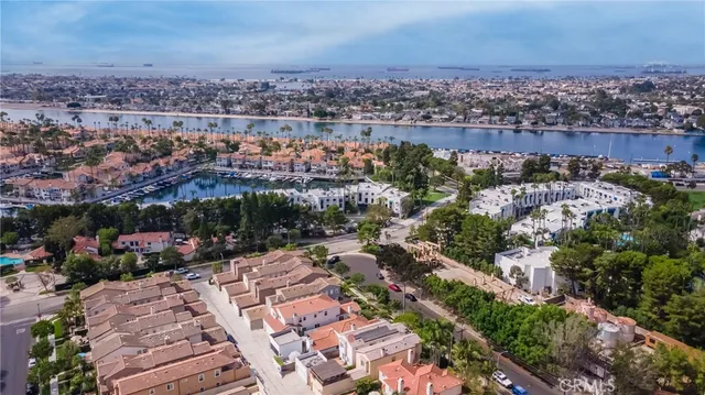 $1,749,999 | 314 Ultimo Avenue, Long Beach, CA 90814