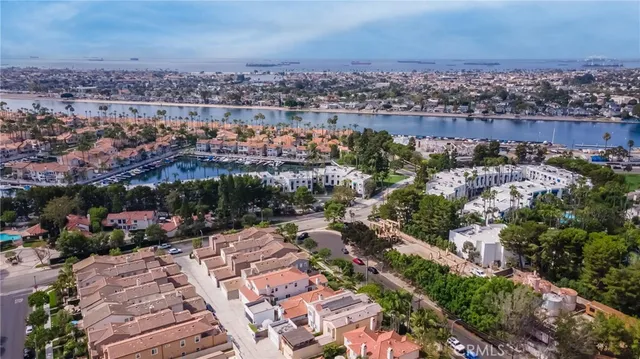 $1,749,999 | 314 Ultimo Avenue, Long Beach, CA 90814