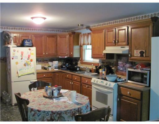23 Whittemore Road Oxford, ME 04270 - Photo 6 of 12 Kitchen.