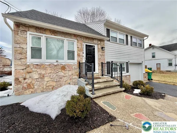 $2,850 | 1114 Whitehall Avenue, Easton, PA 18045