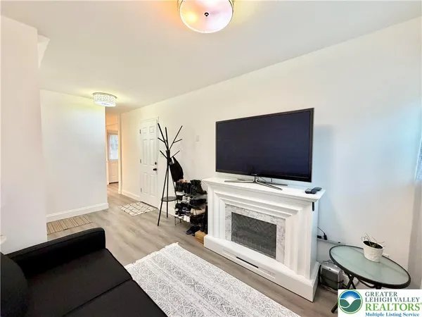 $2,850 | 1114 Whitehall Avenue, Easton, PA 18045