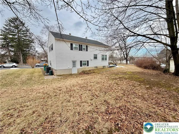 $2,850 | 1114 Whitehall Avenue, Easton, PA 18045