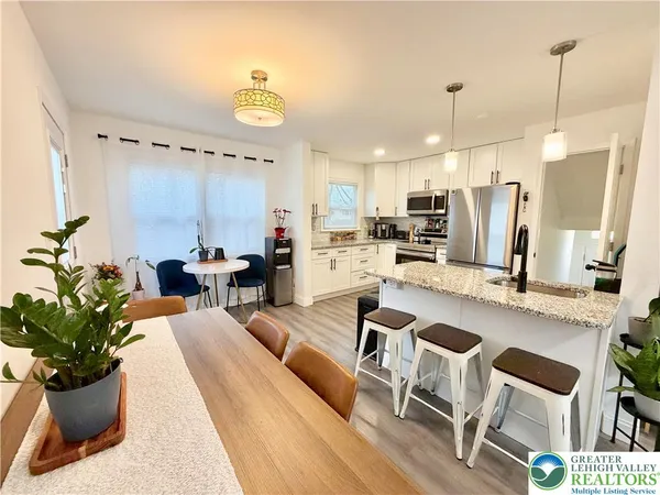 $2,850 | 1114 Whitehall Avenue, Easton, PA 18045