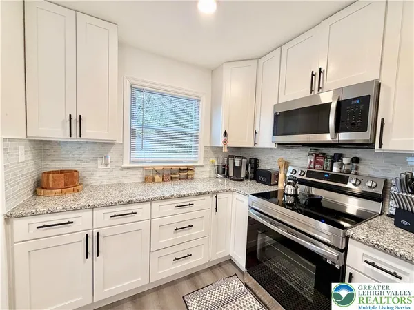 $2,850 | 1114 Whitehall Avenue, Easton, PA 18045