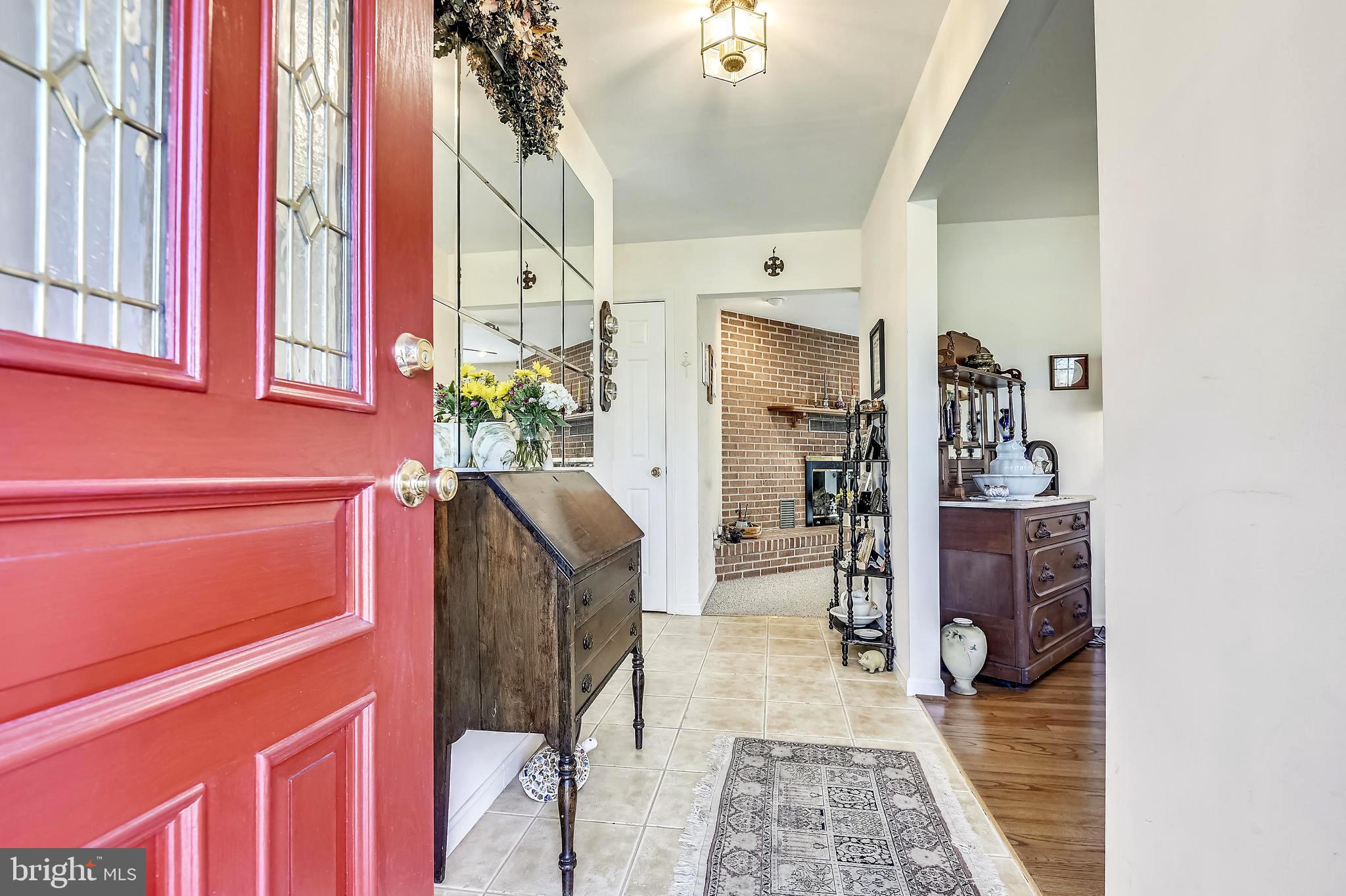 3935 Hodges Road Monkton, MD 21111 - Photo 4 of 42 Foyer