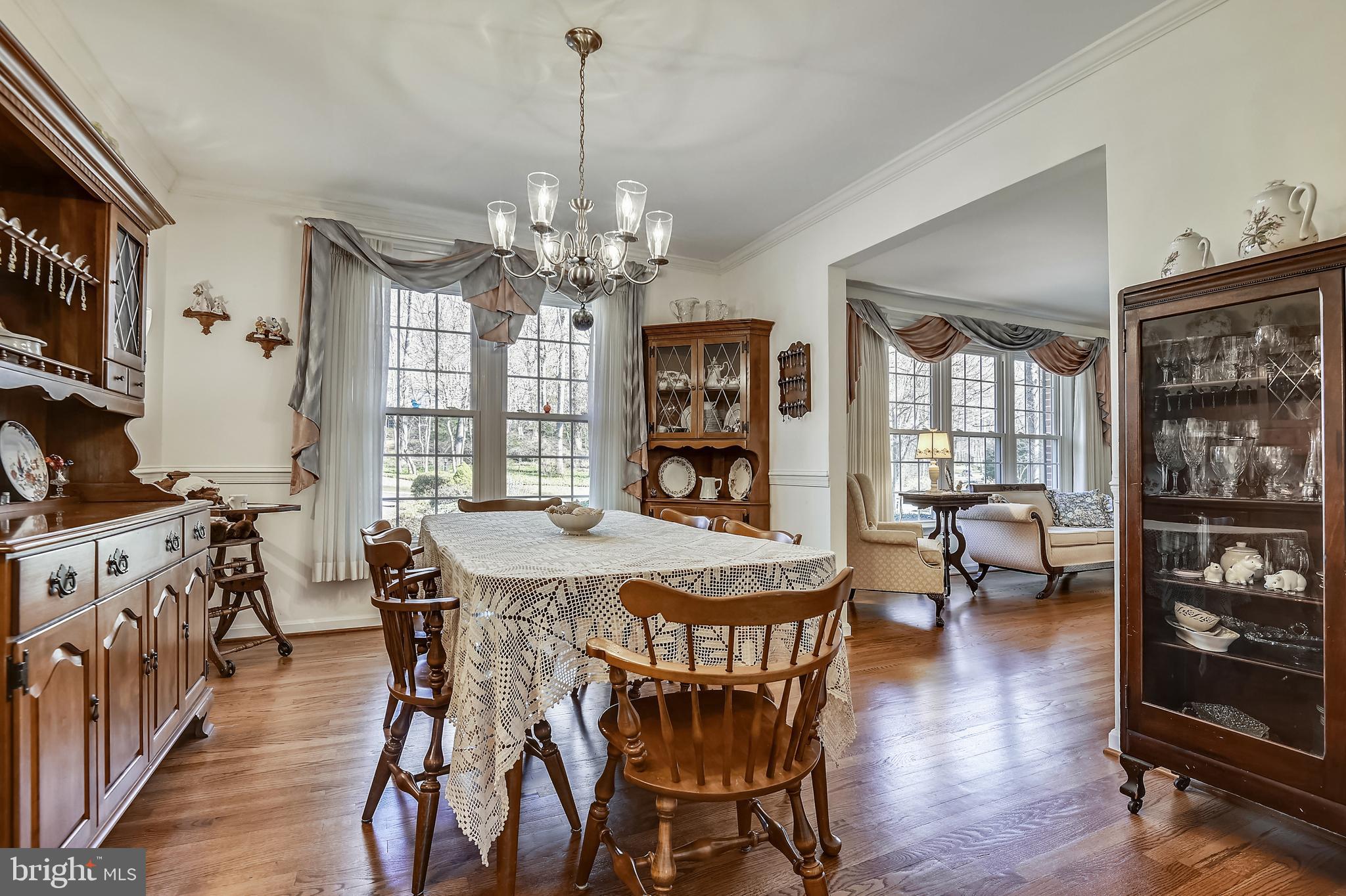 3935 Hodges Road Monkton, MD 21111 - Photo 8 of 42 Dining Room With Crown Molding and Chair Rail