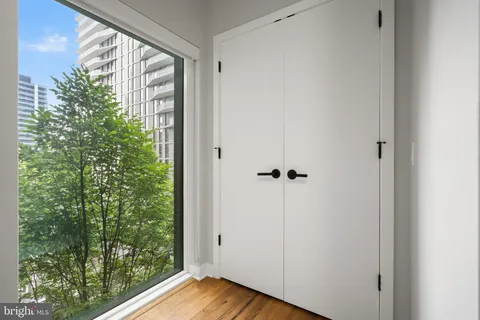 $1,380,000 | 1781 North Pierce Street, Unit 501, Arlington, VA 22209