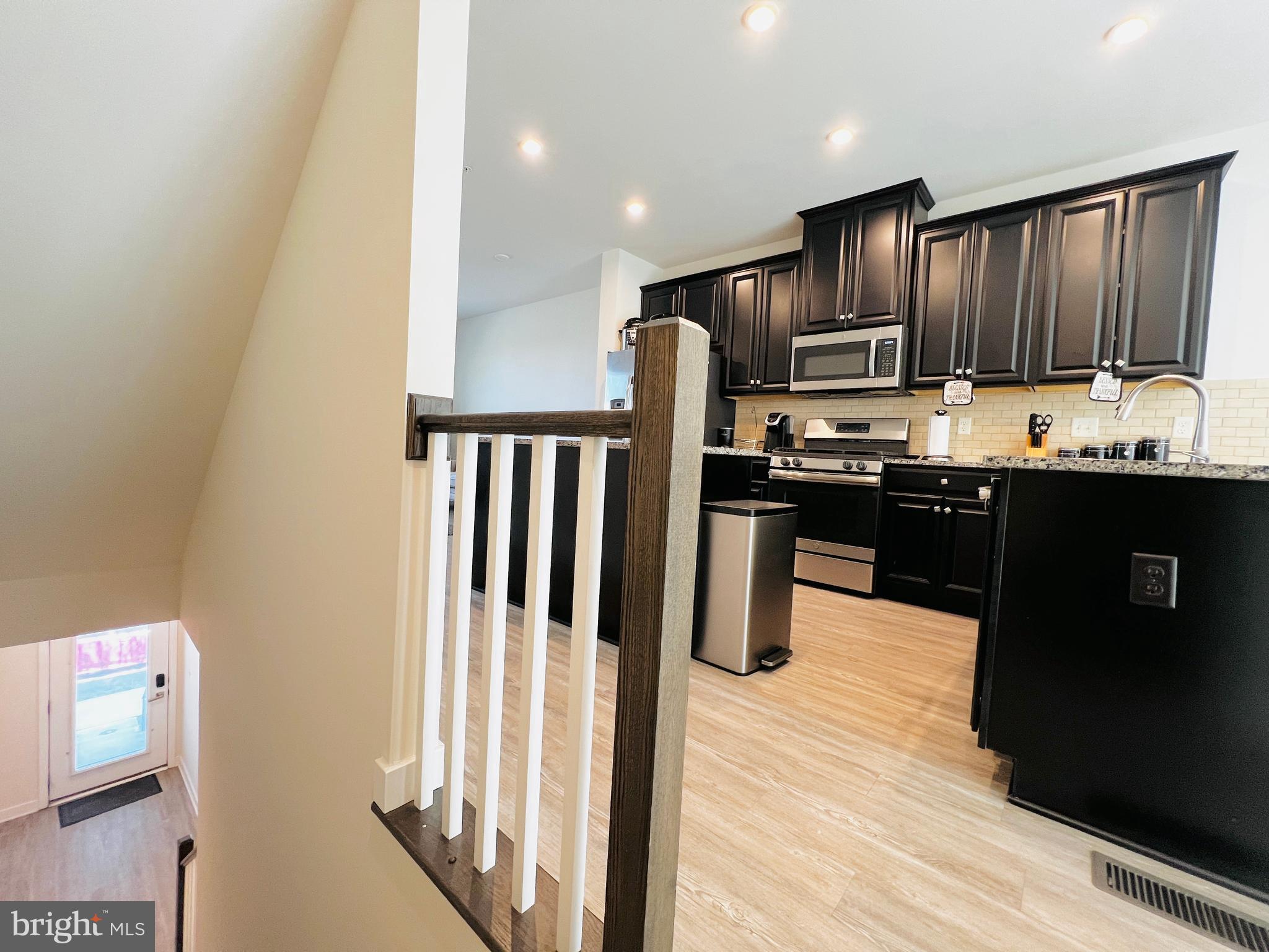 4637 Towne Park Road Suitland, MD 20746 - Photo 17 of 49