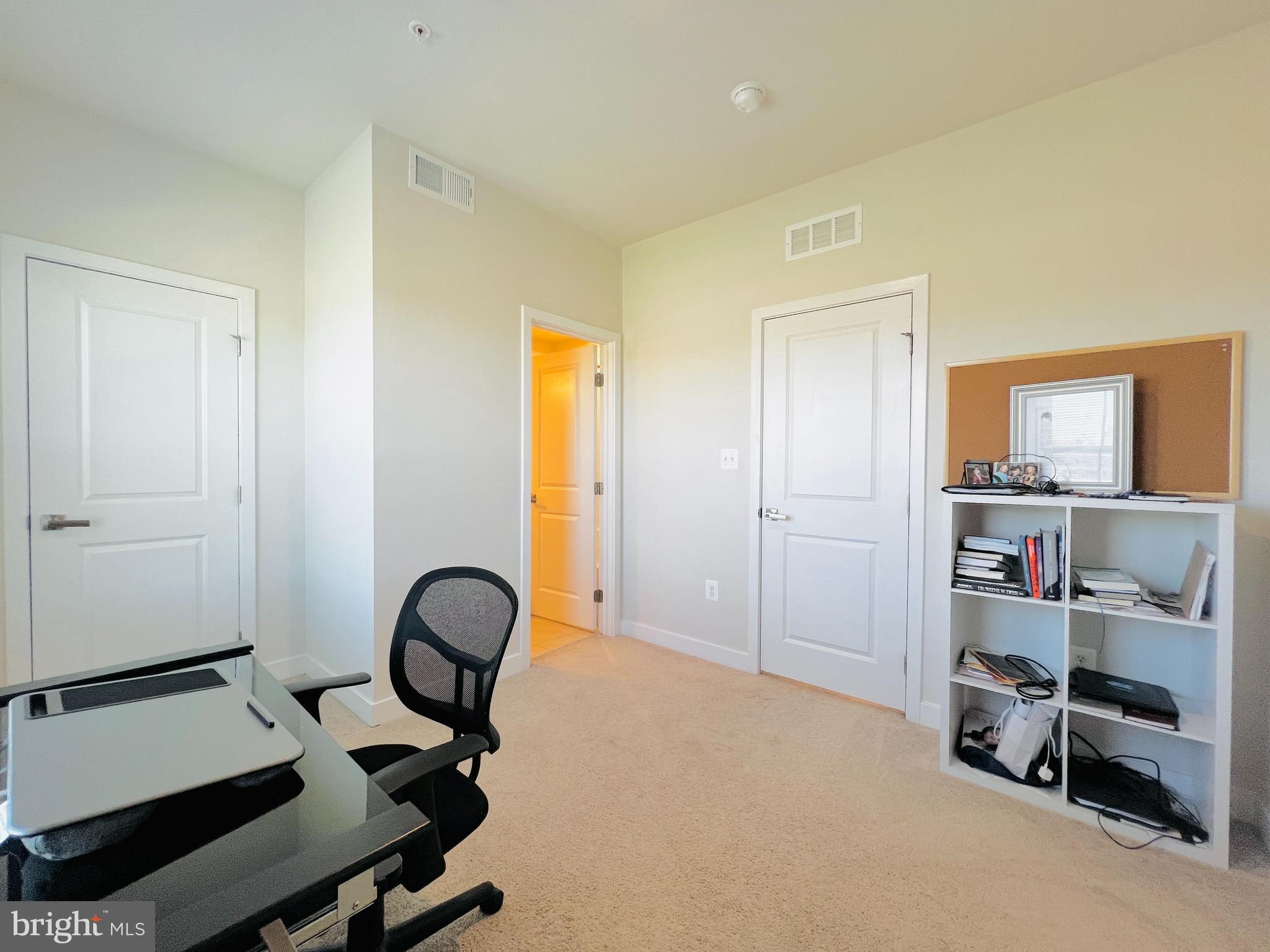 4637 Towne Park Road Suitland, MD 20746 - Photo 31 of 49