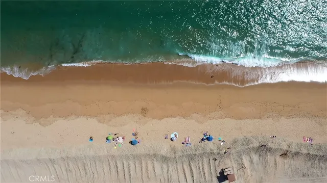 $6,900 | 207 Edgewater Place, Unit REAR, Newport Beach, CA 92661