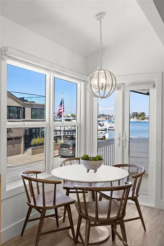 $6,900 | 207 Edgewater Place, Unit REAR, Newport Beach, CA 92661