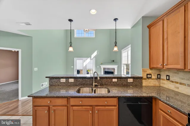 $754,999 | 20562 Rosewood Manor Square, Ashburn, VA 20147