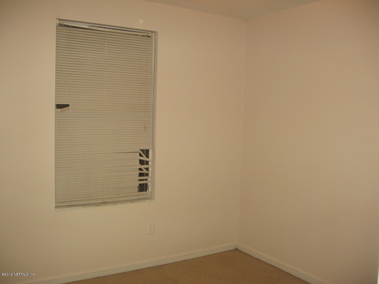 1952 Rothbury Drive Jacksonville, FL 32221 - Photo 7 of 9 a view of a small space