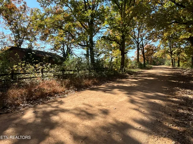 $947,600 | Simmons Branch Road Road, Centerville, TN 37033