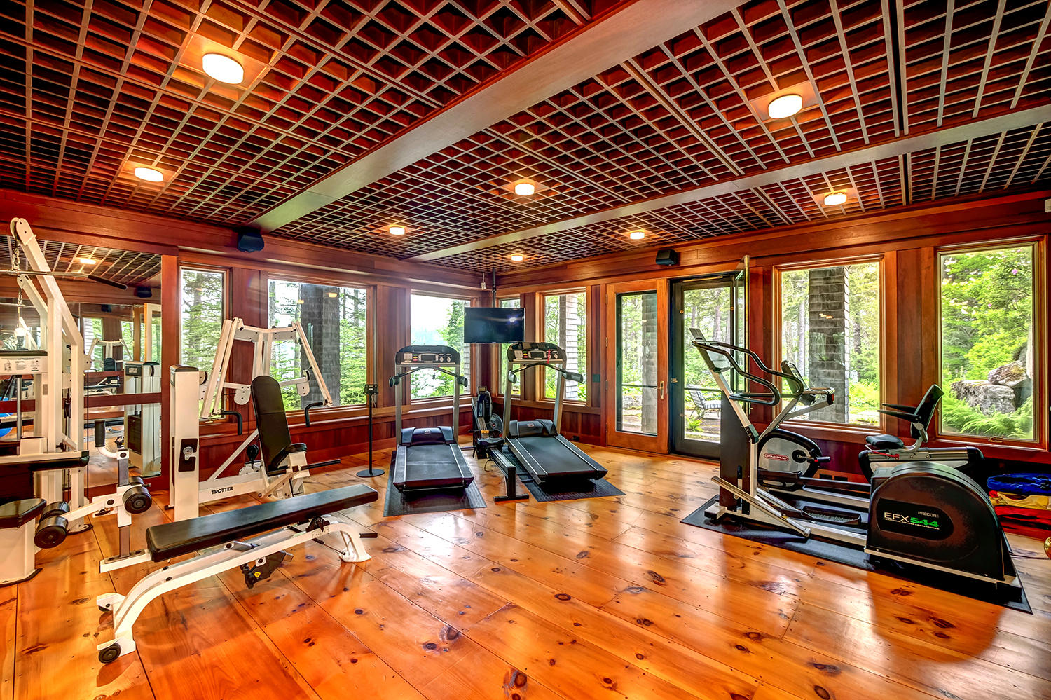 320-330 Sound Drive Mount Desert, ME 04660 - Photo 57 of 68 46-31.Gym to outside