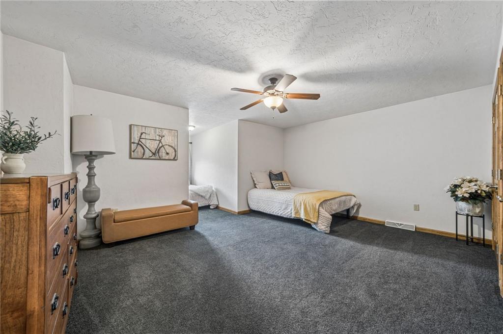 8320 Delaware Avenue Irwin, PA 15642 - Photo 32 of 49