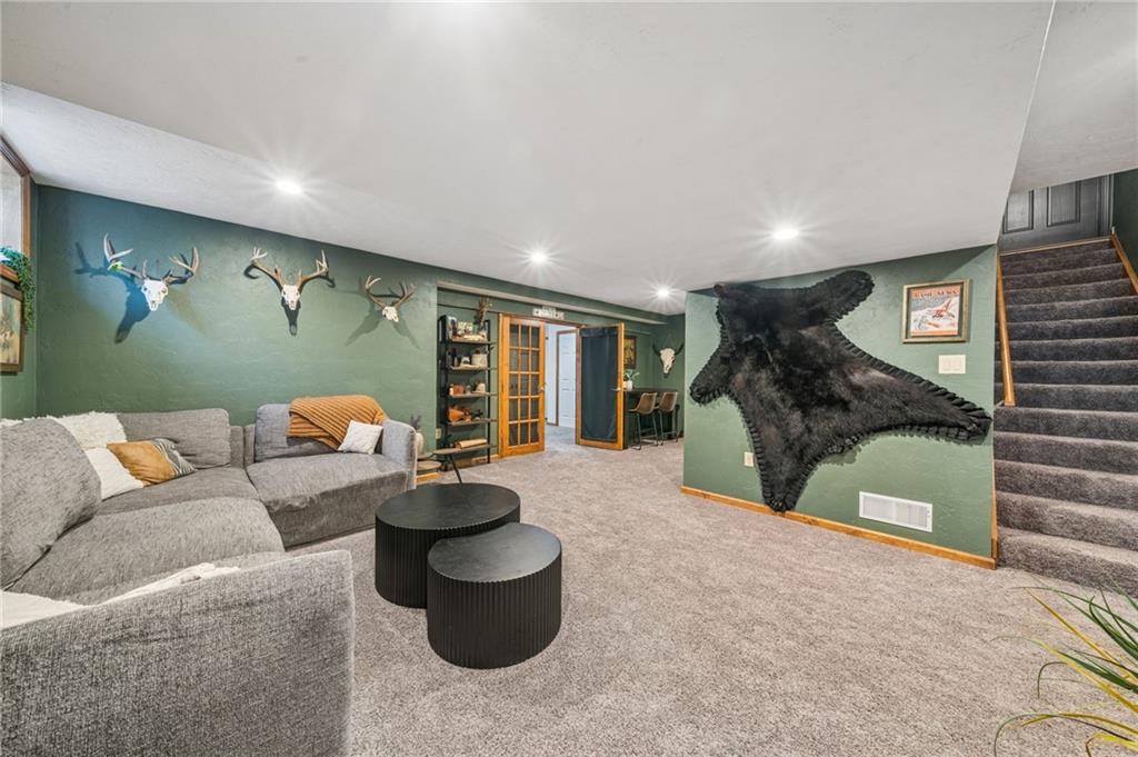 8320 Delaware Avenue Irwin, PA 15642 - Photo 36 of 49