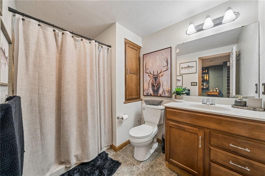 8320 Delaware Avenue Irwin, PA 15642 - Photo 39 of 49 Full Bath