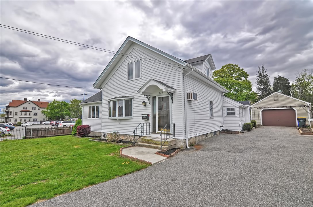 329 New Boston Road Fall River, MA 02720 - Photo 1 of 28 Gallery Image 1
