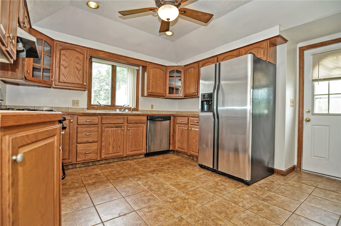 329 New Boston Road Fall River, MA 02720 - Photo 15 of 28 Gallery Image 15