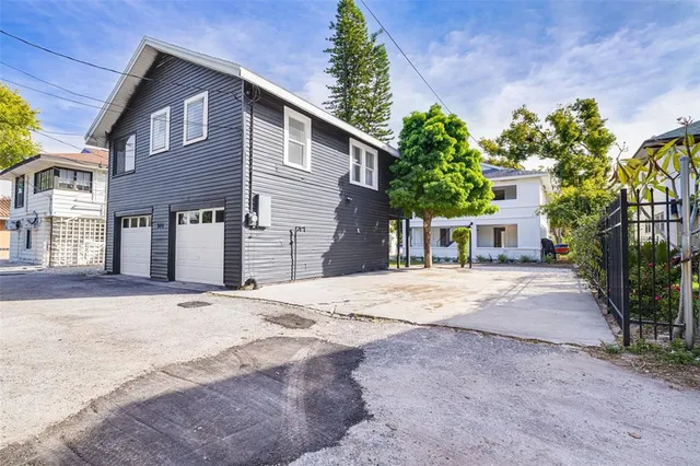 $1,095,000 | 925 16th Avenue North, St. Petersburg, FL 33704