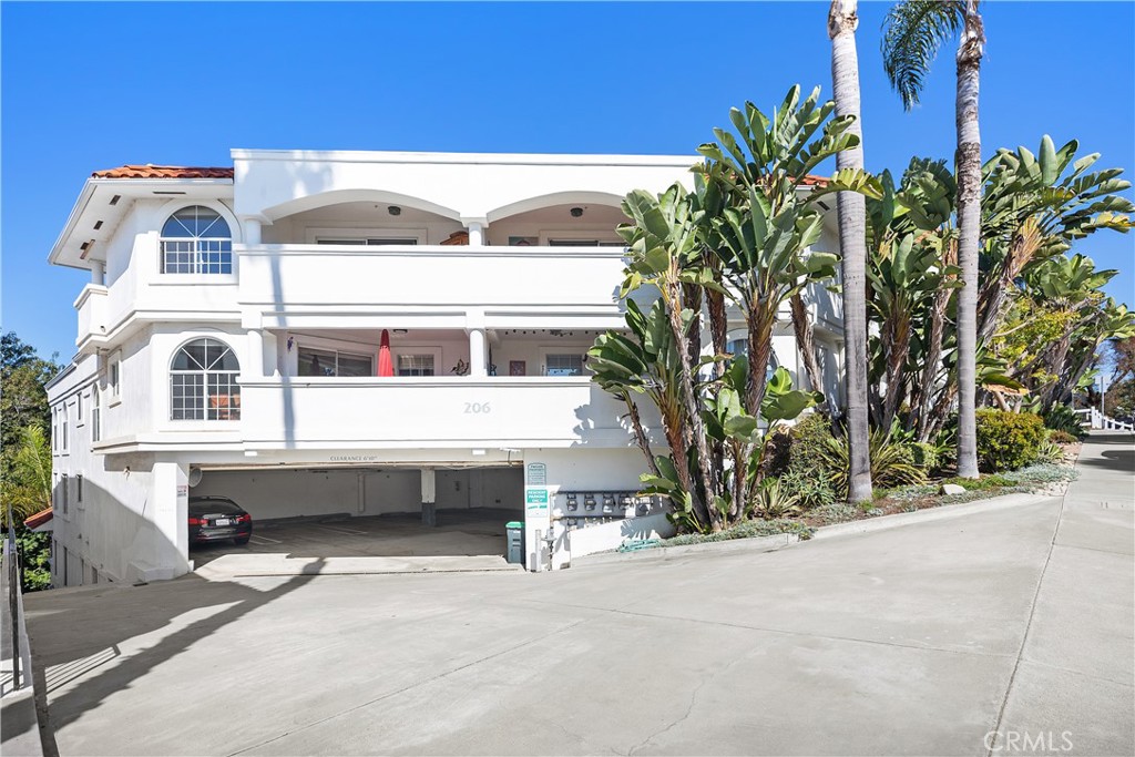 206 Avenida Montalvo, Unit 8 San Clemente, CA 92672 - Photo 40 of 67 entrance to parking garage