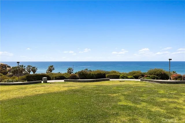 $1,099,000 | 206 Avenida Montalvo, Unit 8, San Clemente, CA 92672