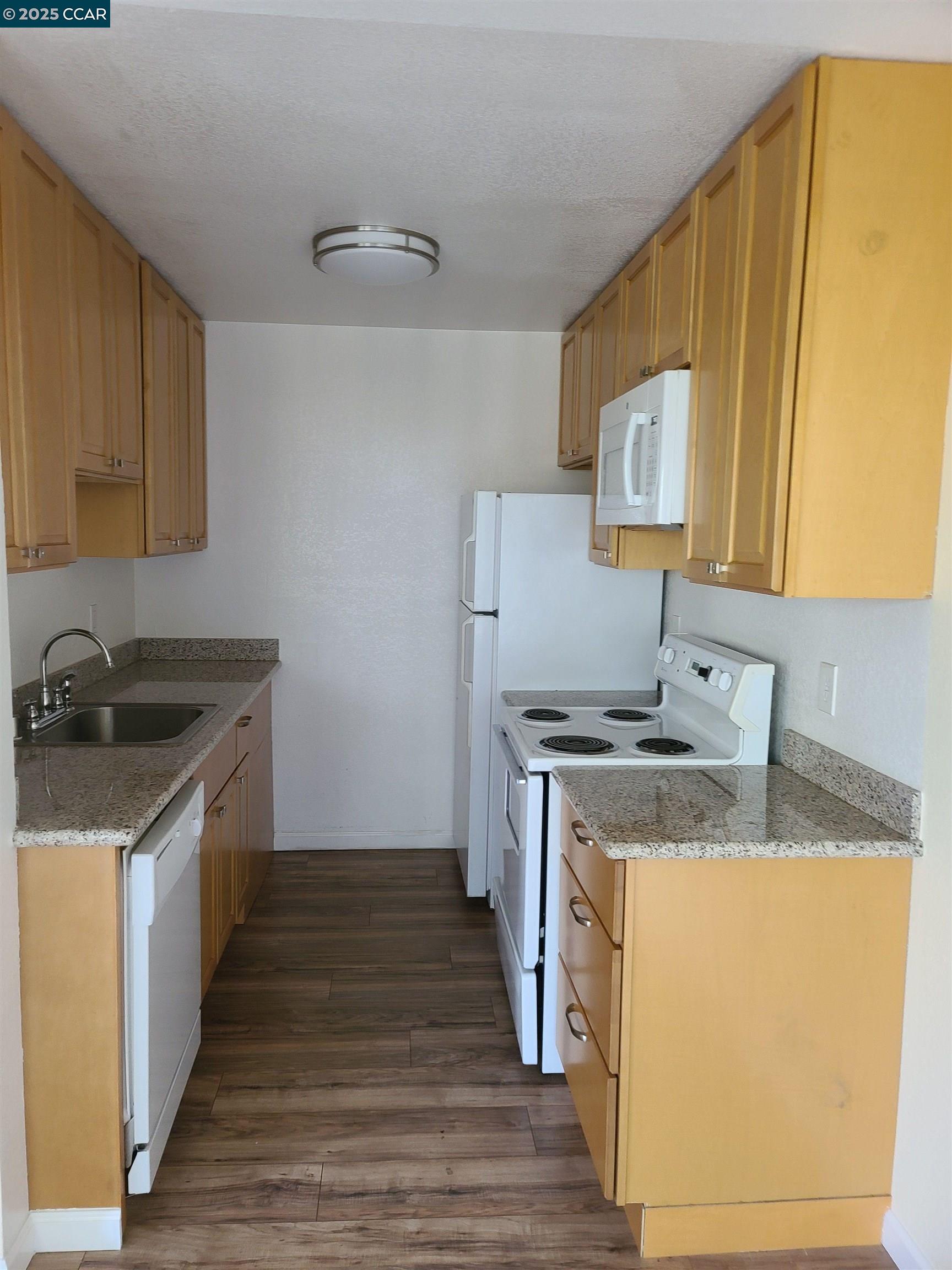 124 Benson Avenue, Unit 2 Vallejo, CA 94590 - Photo 4 of 7