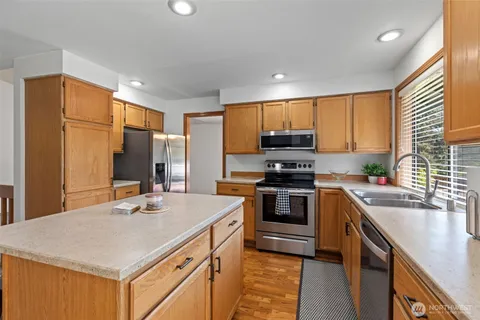 $599,000 | 29126 52nd Place South, Auburn, WA 98001