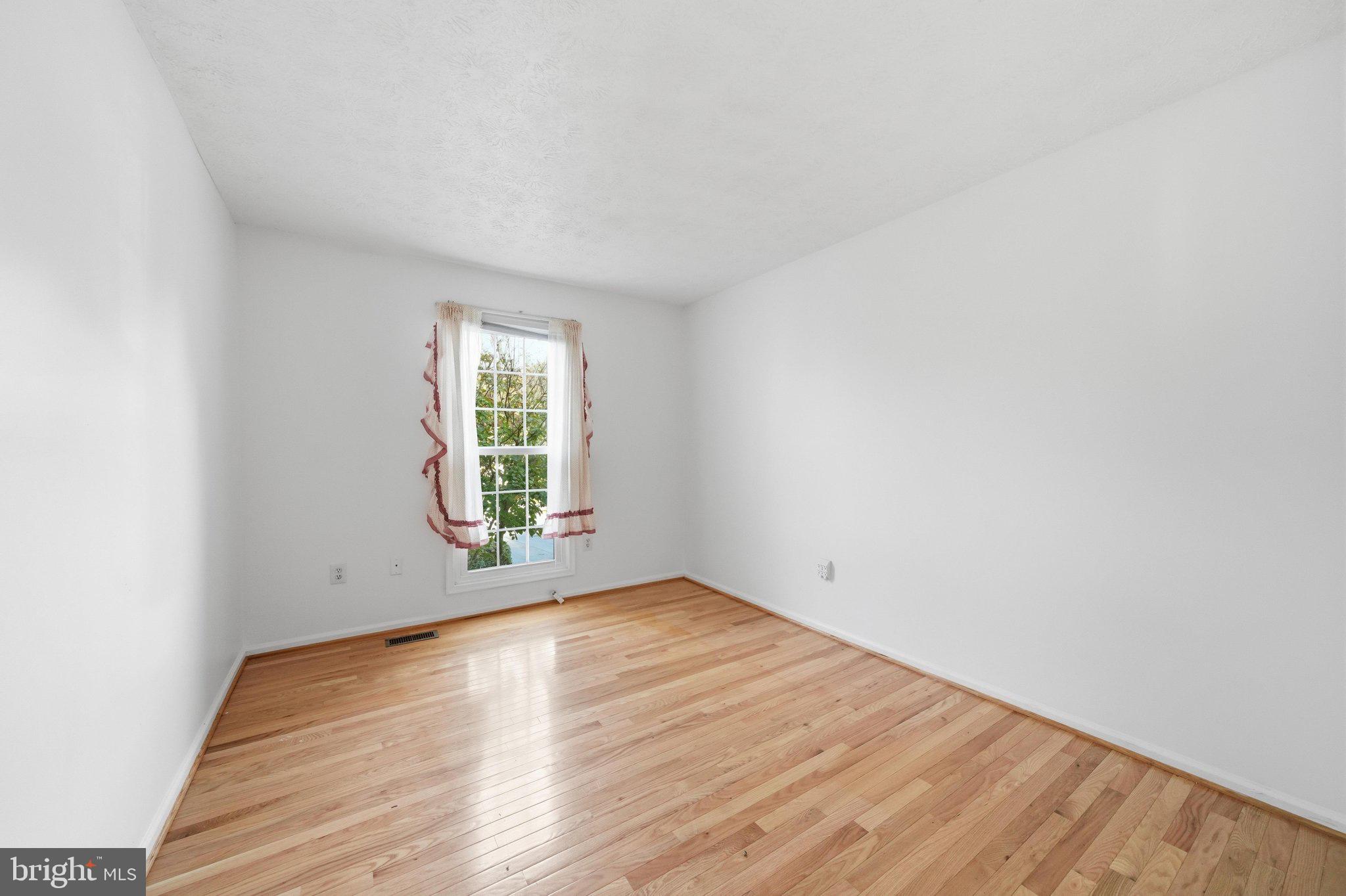 17213 Spates Hill Road Poolesville, MD 20837 - Photo 25 of 64 DSC02039