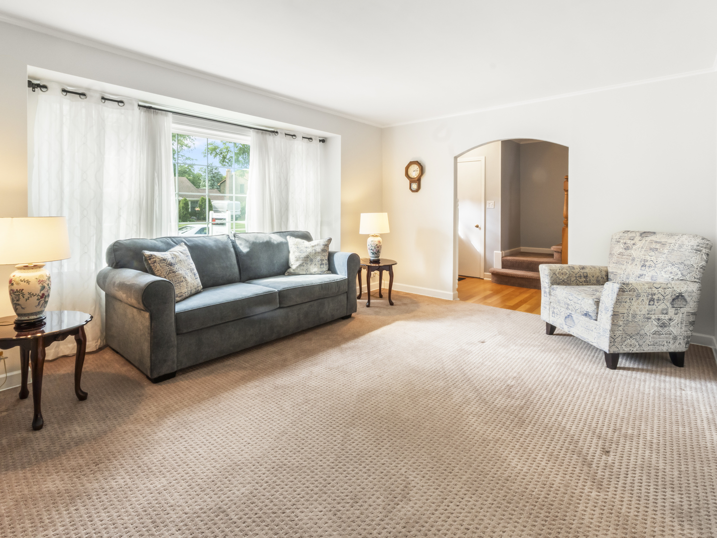 225 Stratford Road Des Plaines, IL 60016 - Photo 6 of 58 Gallery Image 6