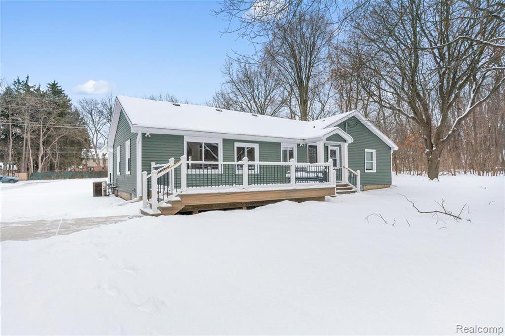4666 Brighton Road Brighton, MI 48116 - Photo 12 of 37