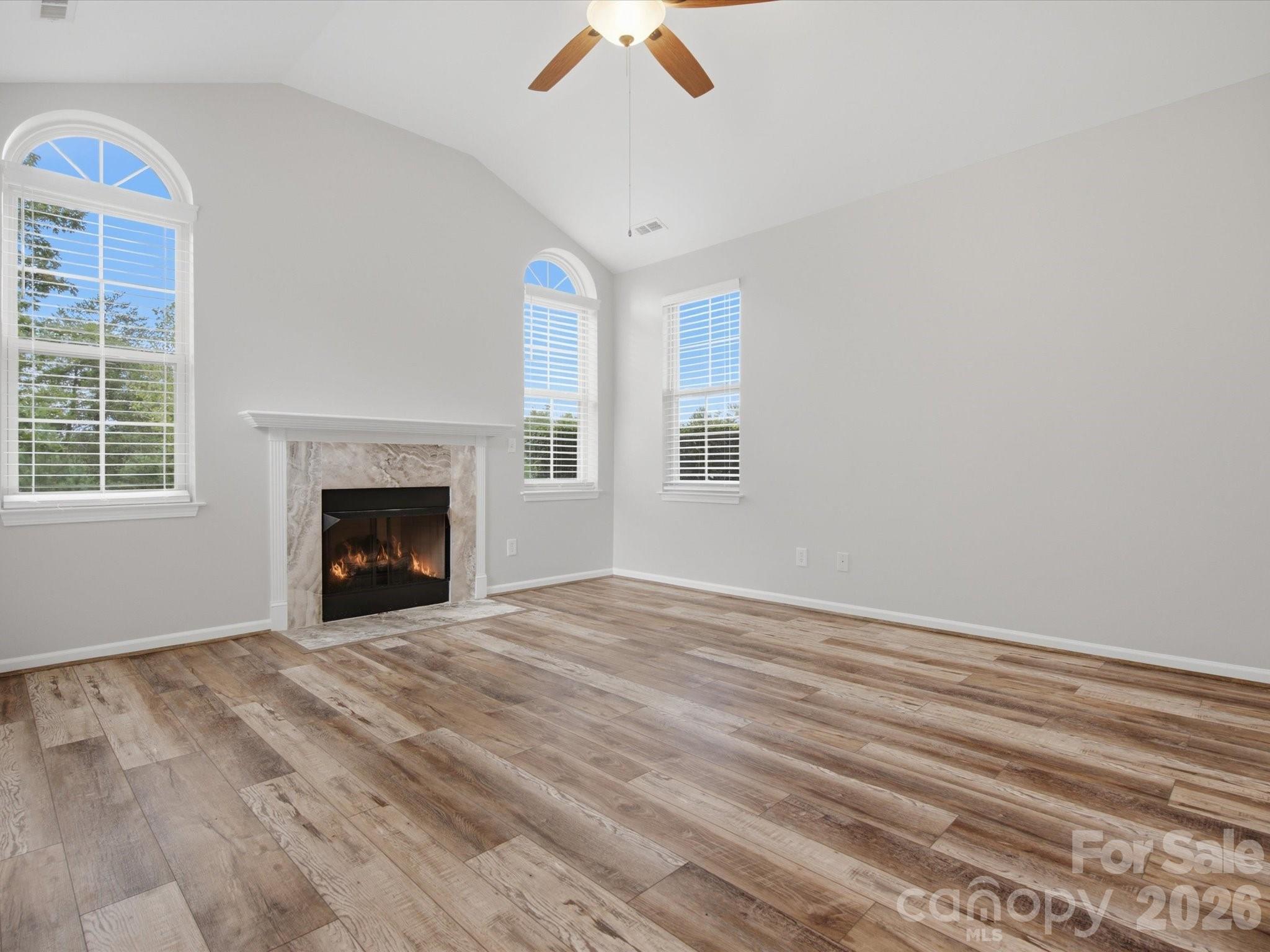 868 Ledgestone Court Tega Cay, SC 29708 - Photo 12 of 32 Gallery Image 12